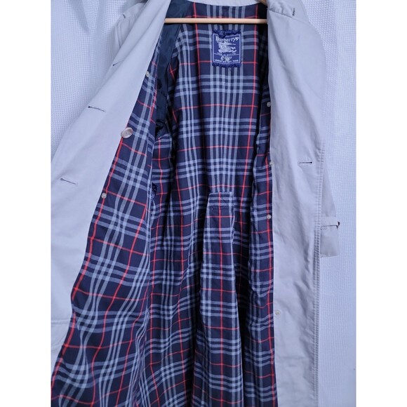 Burberry Classic Nova Lined Khaki Double Breast Trench Coat Womens size 14 - Picture 15 of 16
